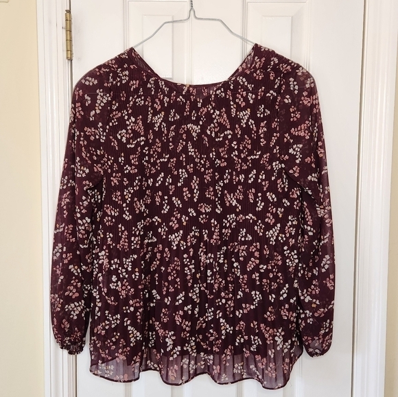 41 Hawthorn Burgandy Flowy Floral Sheer Top Medium Petite - Picture 2 of 12